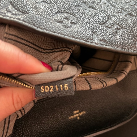 Louis Vuitton ‼️SOLD‼️ - Picture 4 of 13